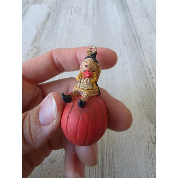 Dept 56 polliwoggs mini rabbit pumpkin Halloween ornament jack-o'-lantern shabby - Picture 7 of 7